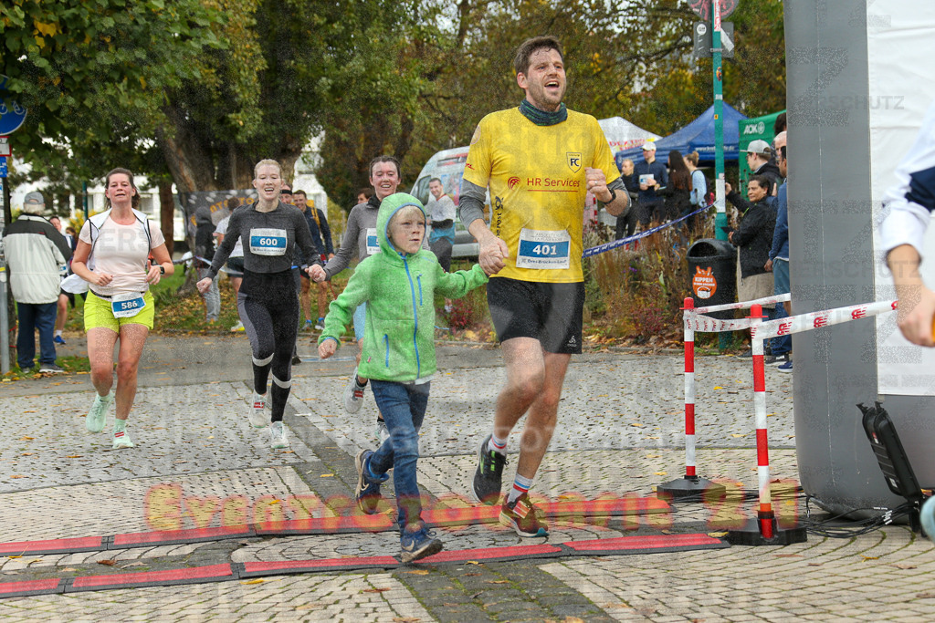 241020_1019_EX1_8698 | Sportfotografie im Rhein-Sieg Kreis, Köln, Bonn, NRW, Rheinland Pfalz, Hessen, etc. Unser Tätigkeitsfeld umfasst den Laufsport vom Volkslauf über den Marathon, Duathlon, Triathon bis zum Ultralauf wie Kölnpfad Ultra oder Schindertrail.