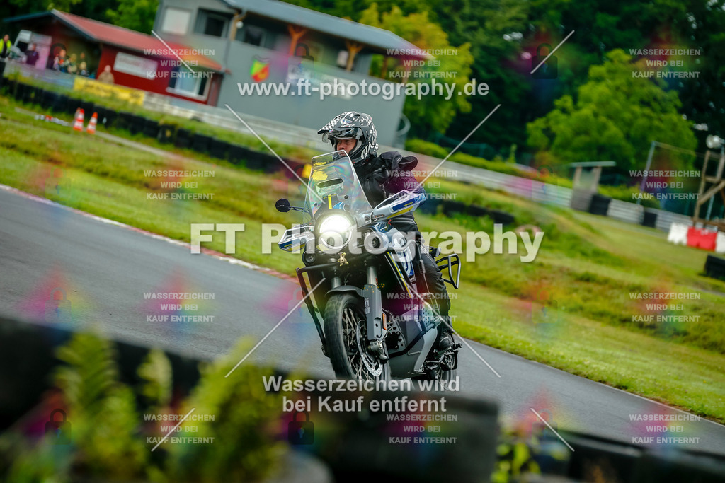 VBK-3929 | Hier findet Ihr Bilder von Touristenfahrten auf der Nürburgring Nordschleife oder von anderen Veranstaltungen die ich besucht habe. Viel Spass beim Durch Schauen 
