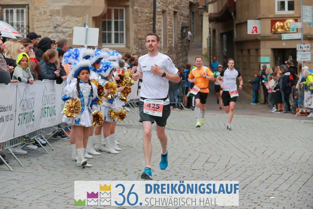 VR Bank Hauptlauf 10km | 3königslauf 2022 VR Bank Hauptlauf - Realisiert mit Pictrs.com