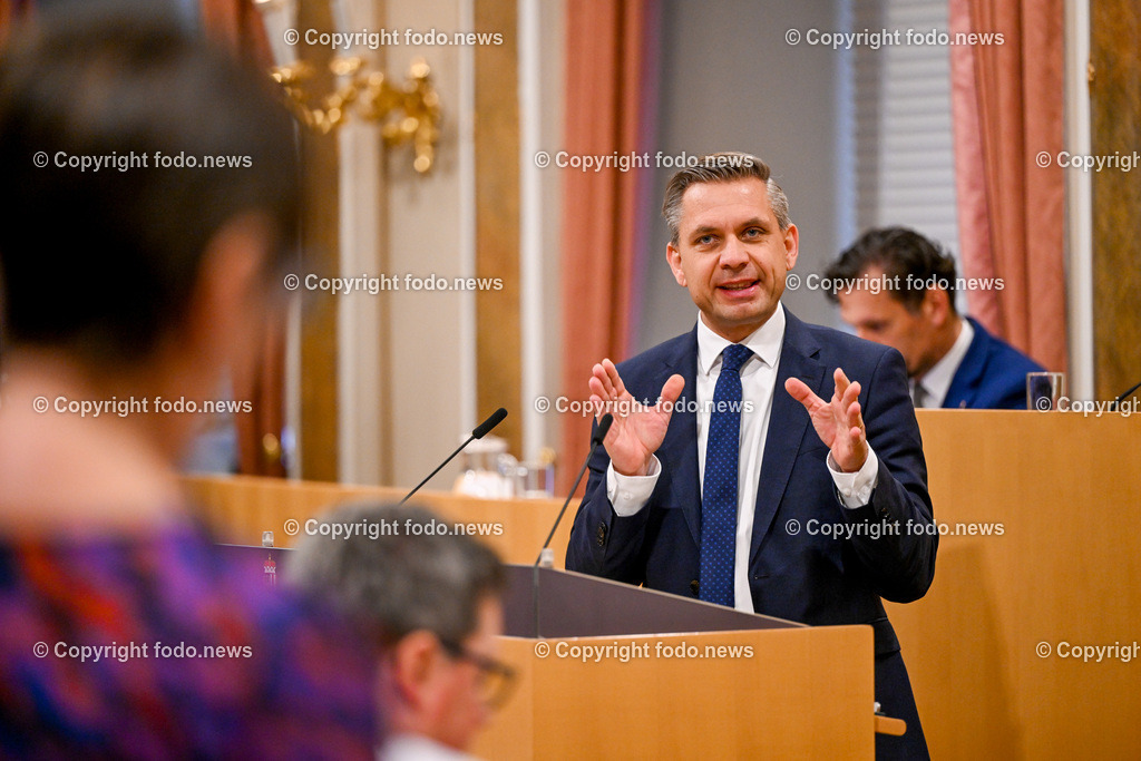 Landhaus Linz_ Promenade_ Landtagssitzung_ 25.01.2024-60 | 25.01.2024, Landhaus Linz AUT, Promenade, Landtagssitzung, im Bild LR Wolfgang Hattmannsdorfer (VP)