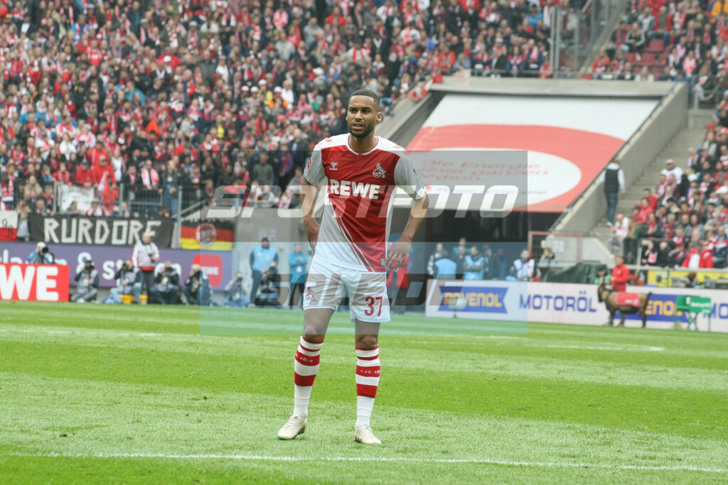 1. FC Köln - SC Freiburg | Linton Maina - © Sportfoto-Sale (MK) - Realisiert mit Pictrs.com