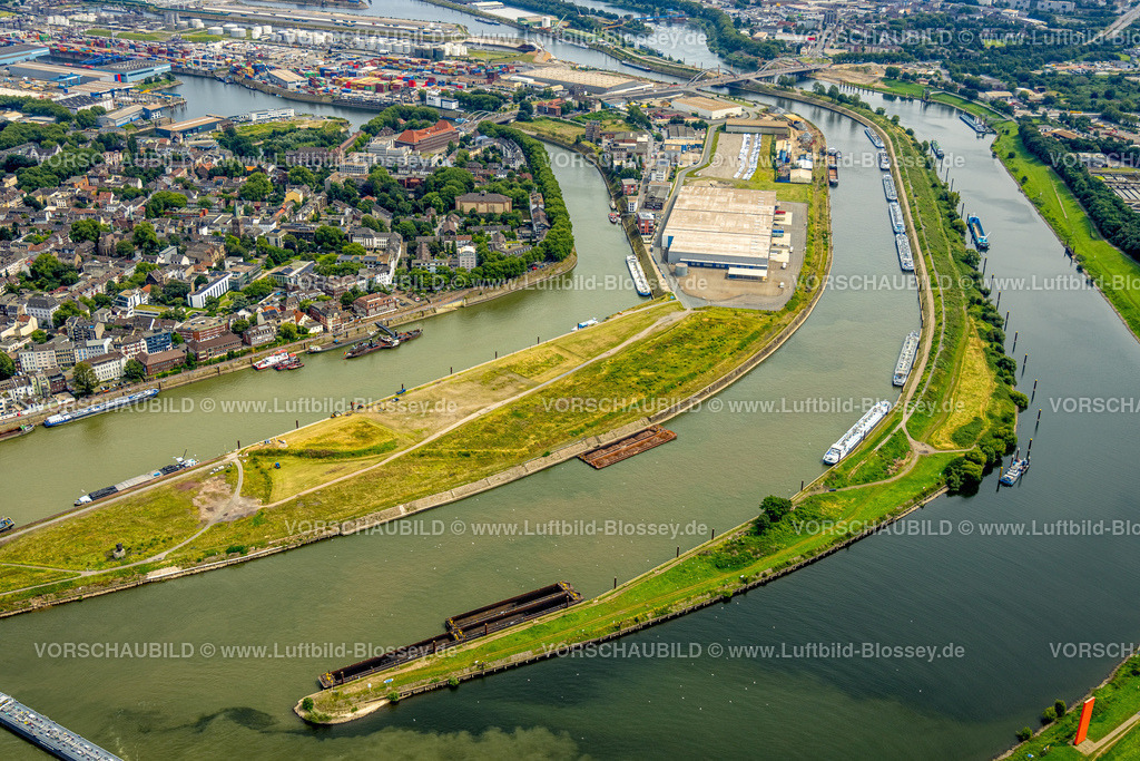 Duisburg240710943Duisport | Luftbild, duisport Hafen Duisburg, Ortsteil Ruhrort, Vinckekanal Speditionsinsel und Mercatorinsel mit DB Schenker Logistik und Binnenschifffahrt, Alt-Homberg, Duisburg, Ruhrgebiet, Nordrhein-Westfalen, Deutschland