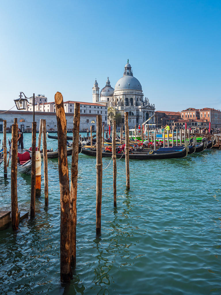 Blick auf historische Gebäude in Venedig, Italien | Blick auf historische Gebäude in Venedig, Italien.