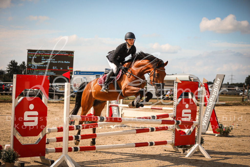 24.FrSpA00102 | Leoni Ertmer Photography - Realisiert mit Pictrs.com