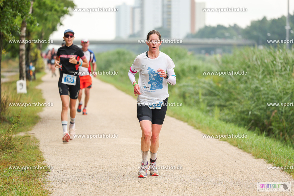 LUR_1993 | 34. M-net Erlanger Triathlon 2025 #erlangertriathlon  #mnettriathlon2025 #mnettriathlon #team #olympischedistanz #mitteldistanz #triathlon #maindonaukanal  #erlangertriathlon2025 #yourpictrs #tv1848 #tv1848erlangen  #triathlonbayern #sportinerlangen #demsportverbunden #sportshot_your_pictrs Copyright: www.sportshot.de