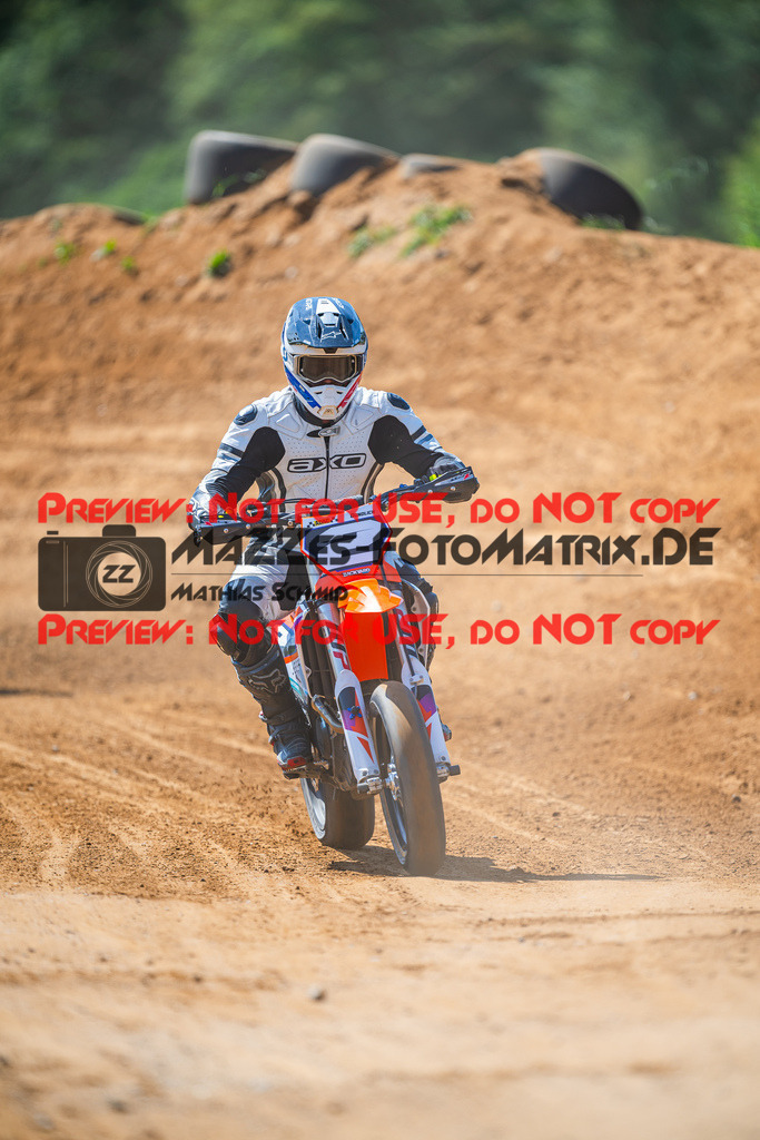 MaZZes_FotoMatrix_240511_6007705_3158 | S3