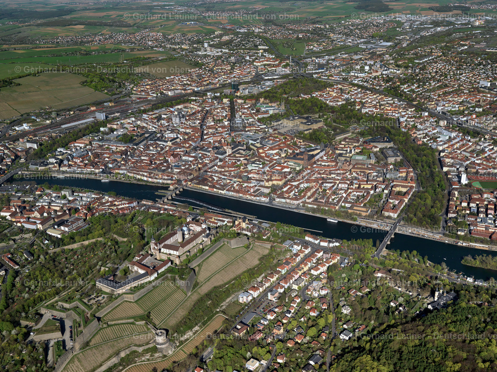 3199335 | Innenstadt mit Ringpark und Festung
