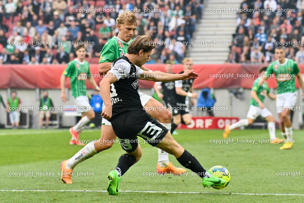 SK Puntigamer Sturm vs. SK Rapid Wien Siegerehrung, Impressionen | #43 Leopold Querfeld SK Rapid, #15 William Boving Vick SK Sturm, SK Puntigamer Sturm vs. SK Rapid Wien Siegerehrung, Impressionen, SK Puntigamer Sturm vs. SK Rapid Wien Siegerehrung, Impressionen am 01.05.2024 in Klagenfurt (Wörthersee Stadion ), Austria, (Photo by Bernd Stefan)
