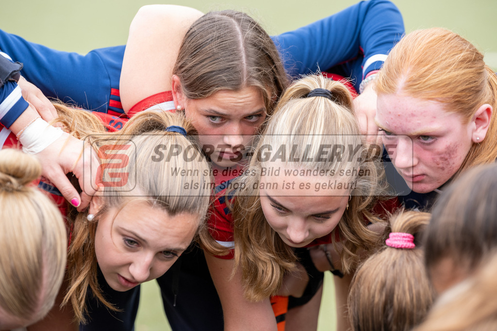 SFE_20231022_0019 | Deutsche Meisterschaft Weibliche U16 Finale Uhlenhorst Mülheim - Düsseldorfer HC am 22.10.2023 in Köln (Düsseldorfer Hockeyclub 1905 e.V.), Photo: Stephan Fehrmann 2023 (Sports-Gallery)