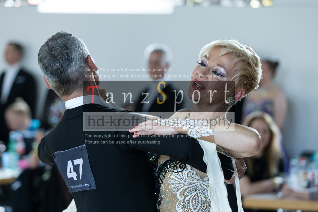 20240525_RL-Masters3-Std_4704 | Tanzsportbilder, Standardtanz, Lateintanz, WDSF, DTV, LTVB, dancecomp, goc, hessen tanzt, blaues band der spree, walzer, tango, wiener walzer, slowfox, quickstepp, samba, rumba, cha-cha-cha, paso doble. jive, hd-kroft photography, turniertanzsport