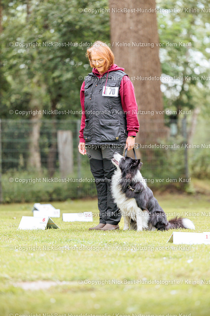 RO-Blumenthal-2026-Nickbest-Hundefotografie-2733 | Dein Hund! Dein Moment! Deine Erinnerungen! Hundefotografie in Bremen Blumenthal. Ich fange die besonderen Momente deines Vierbeiners ein – ob Indoor mit Blitzanlage oder in der freien Natur. Sicher dir dein Moment und dein Termin für eure Erinnerungen.