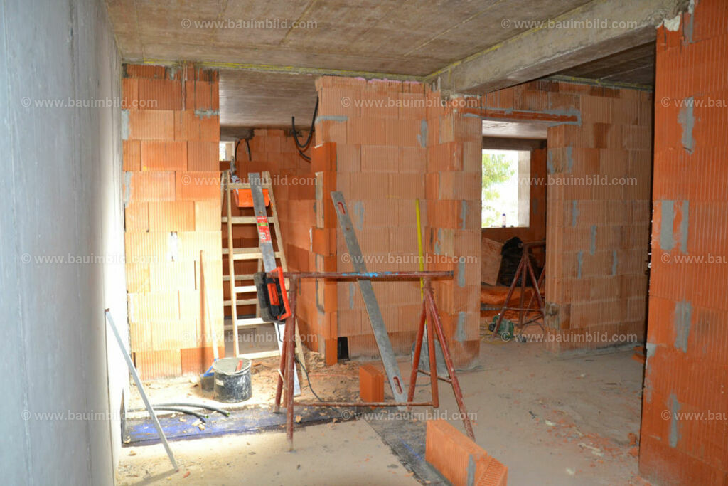 bib-lg07-mauerarbeiten-0213 | Nach LV-Leistungsgruppen sortierte Detailfotos über den Bau eines Hauses. Alle Hausbau-Bilder direkt vom Urheber und Autor der Website Haus-Selber-Bauen.com