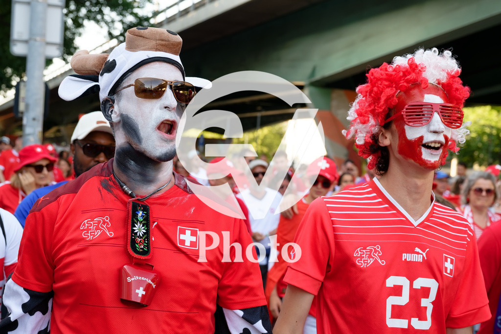 Finland v Switzerland: UEFA Women's EURO 2025 Group A | GENEVA, SWITZERLAND - JULY 10: Fans of Switzerland during the UEFA Women's EURO 2025 Group A match between Finland and Switzerland at Stade de Geneve on July 10, 2025 in Geneva, Switzerland. (Photo by Giuseppe Velletri/Sports Press Photo/Getty Images)