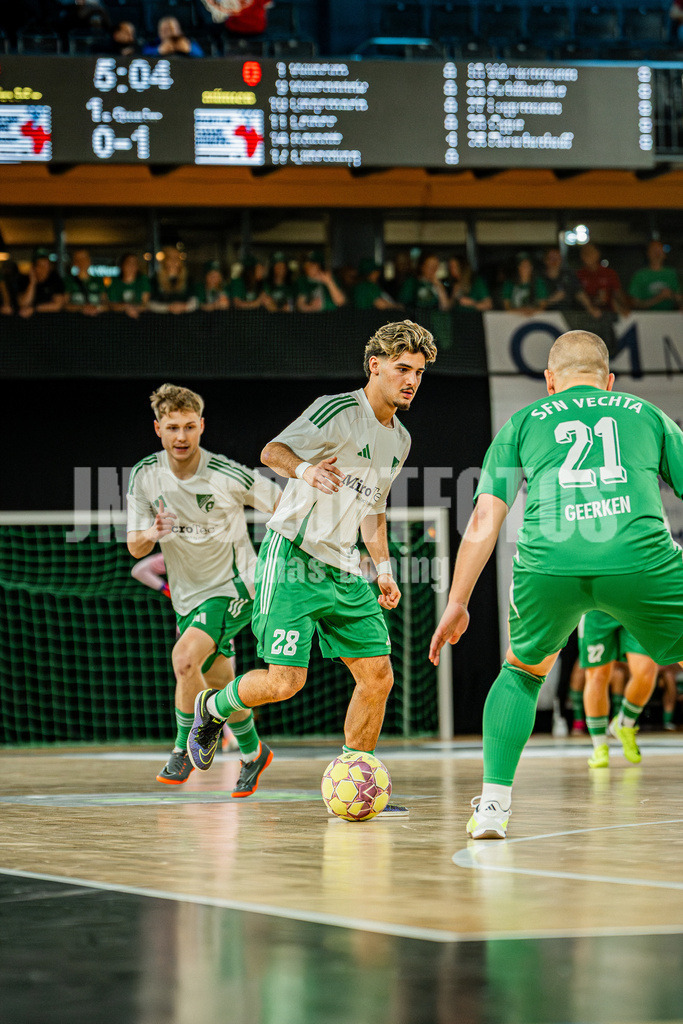 39. OM-Supercup-75 | jns.sportfotos - Realisiert mit Pictrs.com