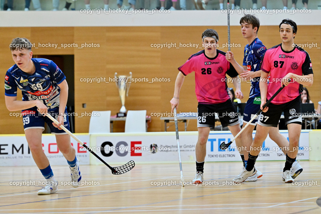 VSV Unihockey vs. Wiener Floorball Verein | #59 Nino Forelli VSV Unihockey, #26 Alexander Hanschur Wiener Floorballverin, #44 Luca Widnig VSV Unihockey, #87 Christian Lindquist Wiener Floorballverein, VSV Unihockey vs. Wiener Floorball Verein, VSV Unihockey vs. Wiener Floorball Verein am 18.05.2025 in Villach (Ballspielhalle St. Martin), Austria, (Photo by Bernd Stefan)