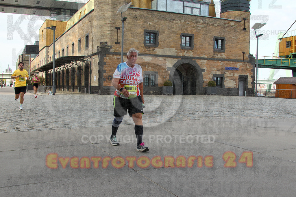250920_1513_EV4_8243 | Sportfotografie im Rhein-Sieg Kreis, Köln, Bonn, NRW, Rheinland Pfalz, Hessen, etc. Unser Tätigkeitsfeld umfasst den Laufsport vom Volkslauf über den Marathon, Duathlon, Triathon bis zum Ultralauf wie Kölnpfad Ultra oder Schindertrail.