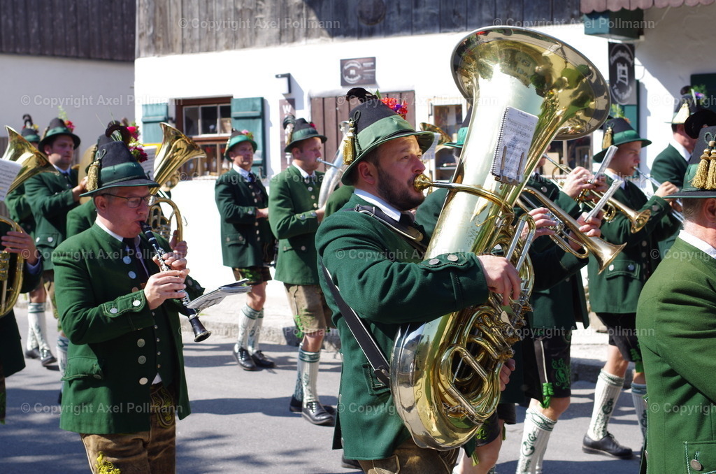 IMGP3739 | fotografiert von Axel PollmannLeonhardi Wallfahrt Benediktbeuern und Murnau, Fronleichnam, Fasching, Landschaft im Loisachtal und Benediktbeuern  - Realisiert mit Pictrs.com