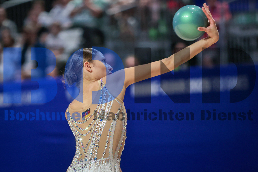 SES_RRGRSG20250719-185 | bond - Realisiert mit Pictrs.com