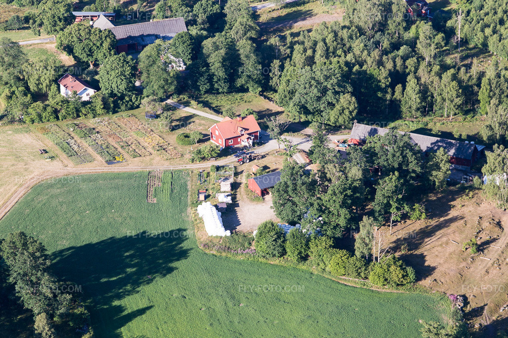 Aerial view: View of the town in Opparyd in the state Kronoberg, Sweden.Photo: IMG_108122.jpg taken on 06/28/2018 by Werner Riehm/FLY-FOTO.comResolution of the original: 5472 x 3648 px