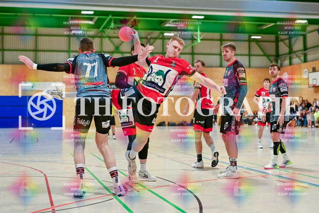 GER, SG Maulburg/Steinen - TuS Ringsheim, Handball, Landesliga Suedbaden, 22. Spieltag, Saison 2024/2025, 23.03.2025 | Jannick Eichin (SG Maulburg/Steinen, #04), Marius Zander (TuS Ringsheim, #77)GER, SG Maulburg/Steinen - TuS Ringsheim, Handball, Landesliga Suedbaden, 22. Spieltag, Saison 2024/2025, 23.03.2025Foto: TH Fotografie/Thomas Hess