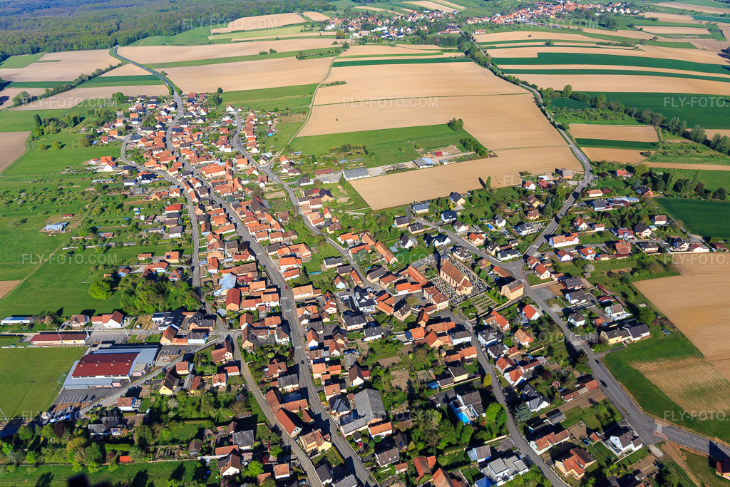 Aerial view: Village overview from the southeast in Eschbach in the state Bas-Rhin, France.Photo: IMG_099379.jpg taken on 04/30/2017 by Werner Riehm/FLY-FOTO.comResolution of the original: 5472 x 3648 px
