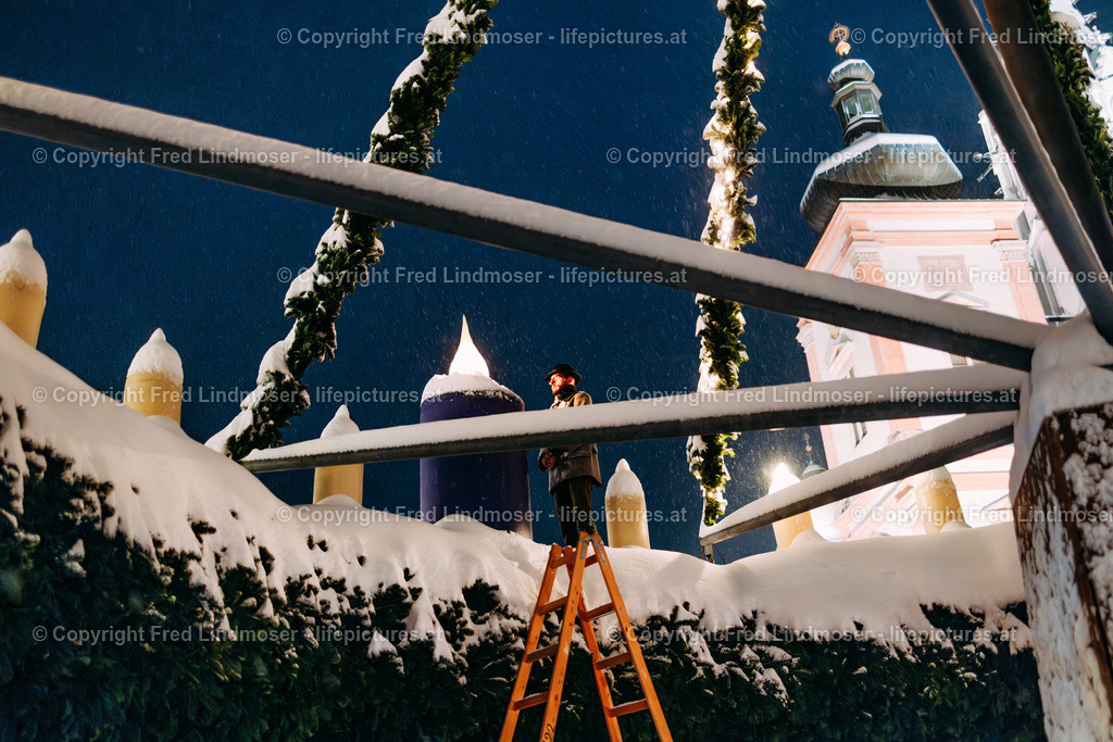 Mariazeller Advent Erste Adventkerze anzuenden 2023_0212023_Foto Fred Lindmoser--12_Mariazell | Fotos und Fotoprodukte - Realisiert mit Pictrs.com