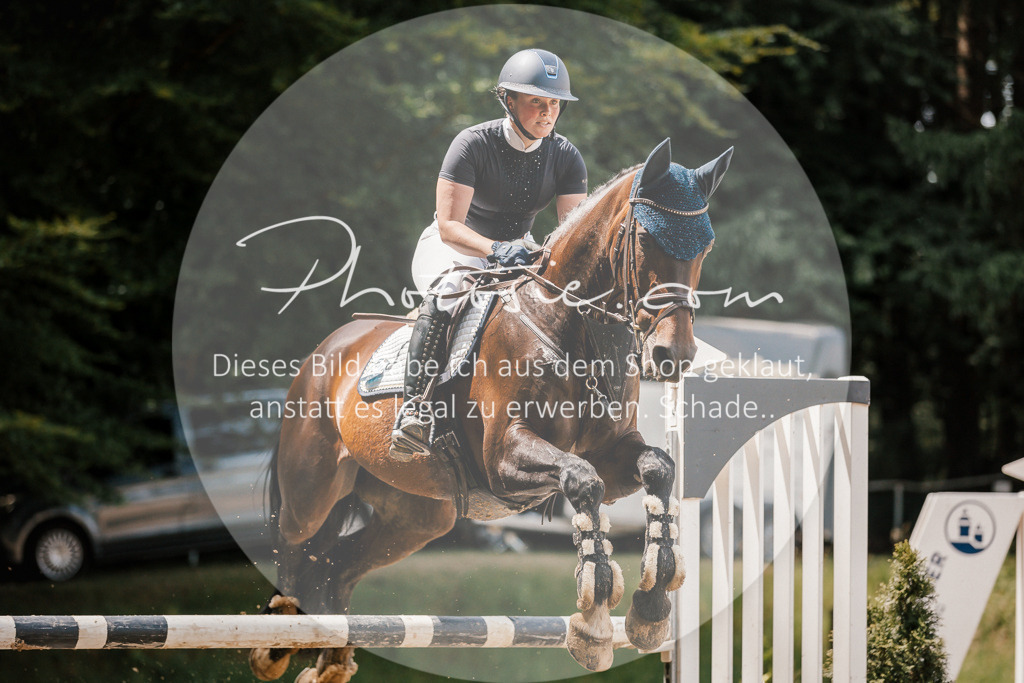 3I6A7793 | Stimmungsvolle Portraits und Reitsportfotografie im Ruhrgebiet und im Münsterland.

Pferdefotografie, Hundefotografie, Tierfotografie, Reportagen, Portraits von Tier und Mensch, Turnierfotografie in Bochum, Recklinghausen, Marl, Haltern am See, Dülmen.. - Realisiert mit Pictrs.com
