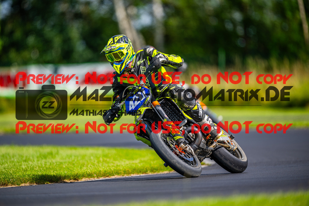 MaZZes_FotoMatrix_240713_6007705_1512 | S4