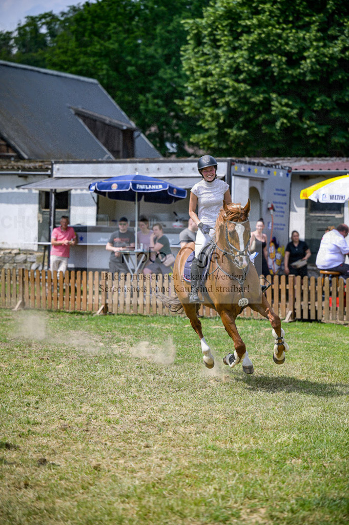 Reitturnier Voxtrup | Entdecke hochwertige Reitturnierfotos von Foto Oger. Professionell, emotional und authentisch – jetzt Lieblingsmomente im Shop bestellen.Deutschlandweite Turnierfotografie. - Realisiert mit Pictrs.com