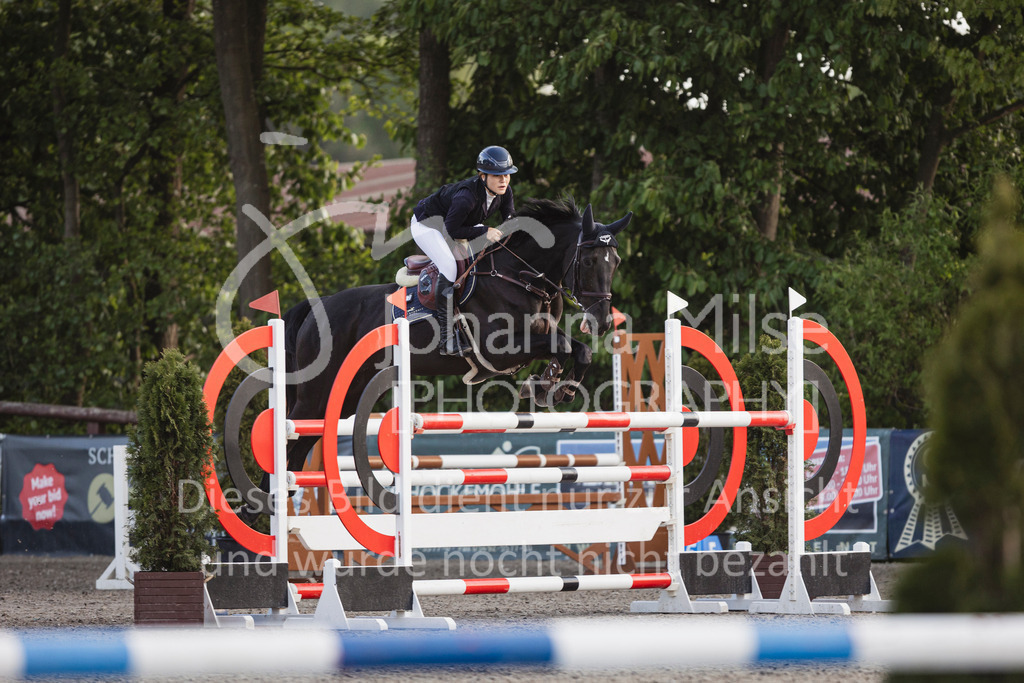 250506_Mühlen_Youngster-M-600 | Deine schönsten Turniermomente als professionelle Fotos! Entdecke hochwertige Pferdesport-Fotografie im Online-Shop. Jetzt Fotos finden & bestellen!