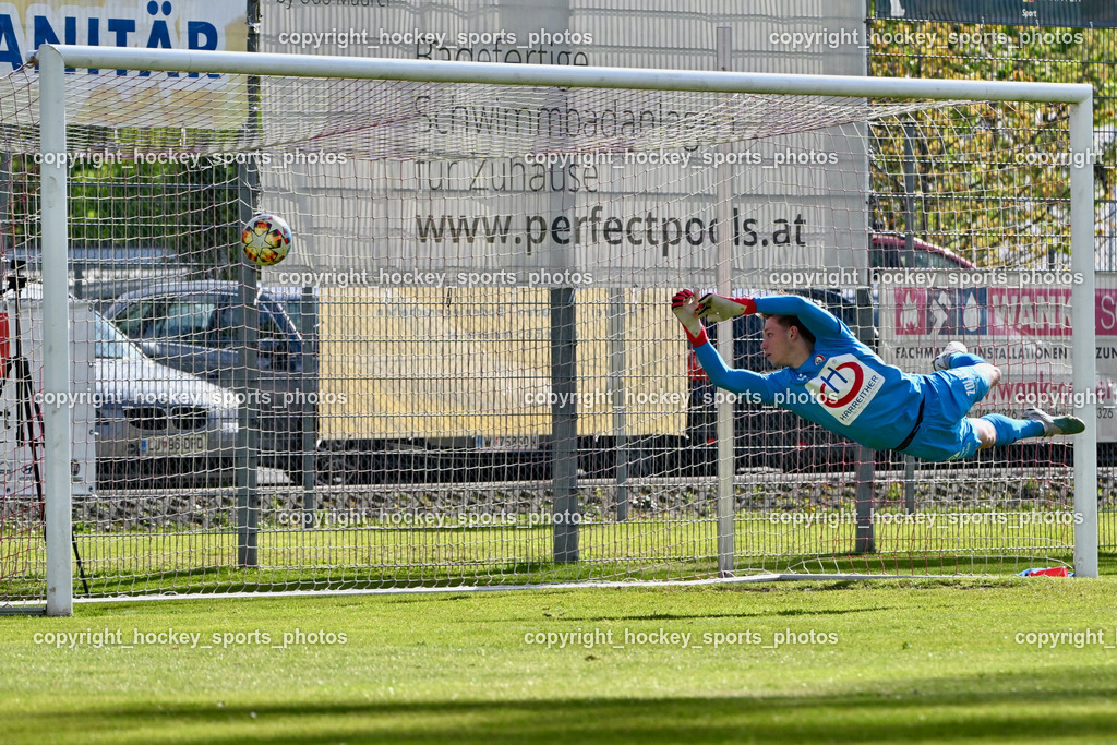 ASK Klagenfurt vs. SK Vorwärts Steyr 21.4.2024 | #1 Valerian Harald Hüttner SK Vorwärts Steyr, Flugeinlage, ASK Klagenfurt vs. SK Vorwärts Steyr 21.4.2024, ASK Klagenfurt vs. SK Vorwärts Steyr am 21.04.2024 in Klagenfurt (ASK Sportzentrum Fischl), Austria, (Photo by Bernd Stefan)