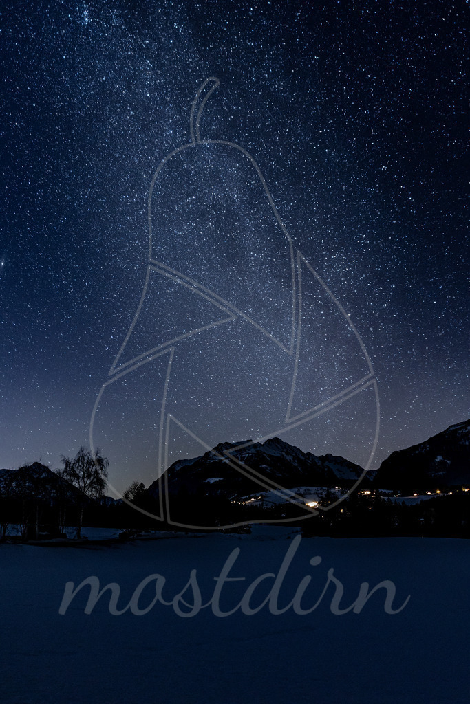 Sternenhimmel Lungau | Bei Veröffentlichung des Bildes ist eine Namensnennung wie folgt erforderlich: 
Foto: Mostdirn Irmgard Wieser
 - Realisiert mit Pictrs.com