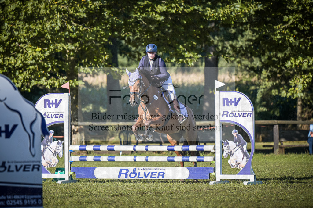 DOS_0643 | Entdecke hochwertige Reitturnierfotos von Foto Oger. Professionell, emotional und authentisch – jetzt Lieblingsmomente im Shop bestellen.Deutschlandweite Turnierfotografie. - Realisiert mit Pictrs.com