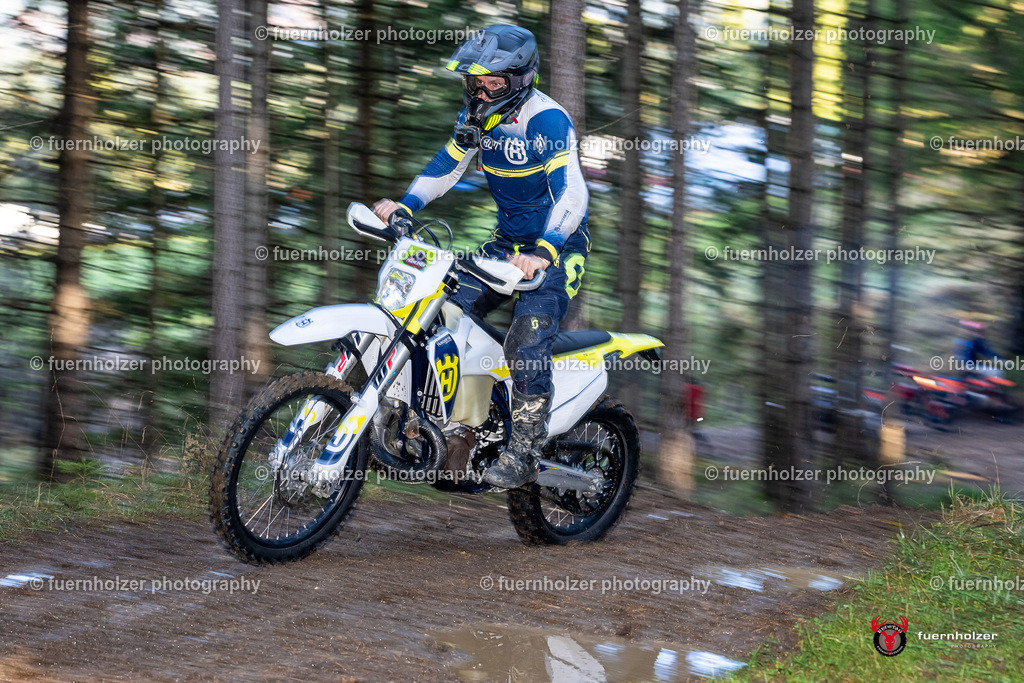 fuernholzer_251026-C1-61 | Fotografische Impressionen von der Red Stag Enduro Extreme by fuernholzer-photography.com. Endurosport in Österreich fotografisch festgehalten von fuernholzer. Auftragsfotografie für Private, Gewerbefotos und Industriefotografie. Eventfotografie, Sportfotografie und Motorsportfotografie. Anbieter von Fotoworkshops, Fototraining, fotografischen Vorträgen und Fotoseminaren.