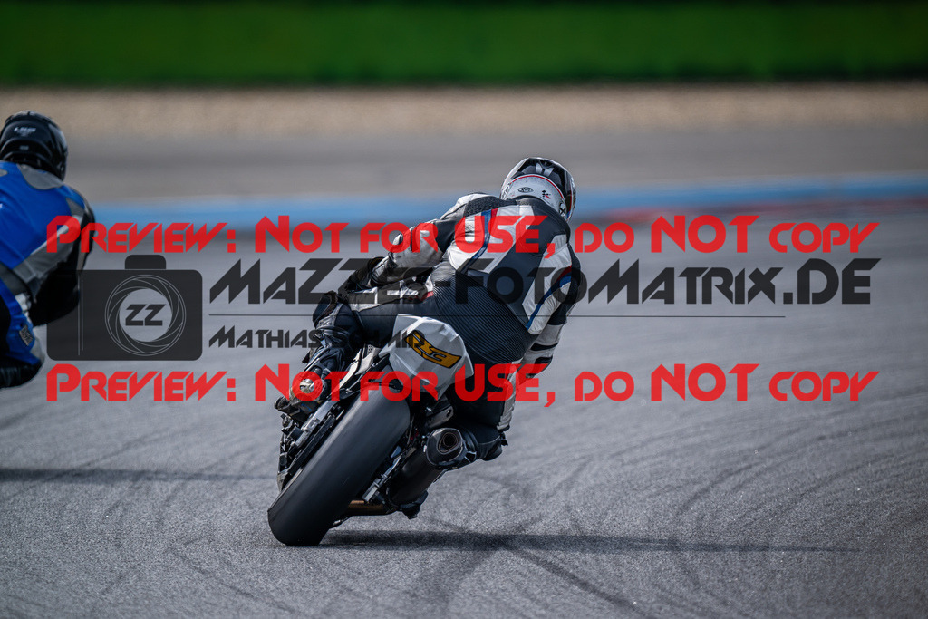 MaZZes_Fotomatrix_20240317_6007705_2107 | Fotograf Mathias Schmid
Sportfotograf,
Eventfotograf,
Hochzeitsfotograf,
Portraitfotograf