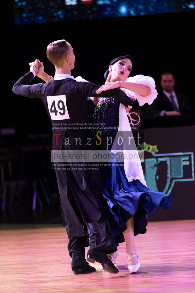 20241215_WDSF_Open_Youth_Std-Riga-9736 | Tanzsportbilder, Standardtanz, Lateintanz, WDSF, DTV, LTVB, dancecomp, goc, hessen tanzt, blaues band der spree, walzer, tango, wiener walzer, slowfox, quickstepp, samba, rumba, cha-cha-cha, paso doble. jive, hd-kroft photography, turniertanzsport
