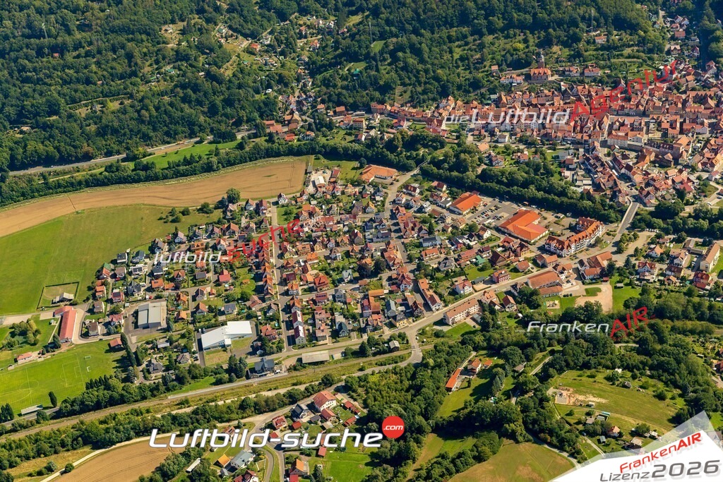 Übersichts Bild Wasungen - Die Luftaufnahme wurde 2025 vom UL-Flugzeug heraus erstellt ( keine Drohnenaufnahme ) - Hochauflösende Luftaufnahme - für Wandbilder und großformatige Ausdrucke geeignet. Das besondere Geschenk!Hier alle&nbsp;Infos zur Lizenzierung der LuftaufnahmeWir fliegen auch dieses Jahr wieder in Ihre Region um Luftbilder zu erstellen.- Luftbild anfragen