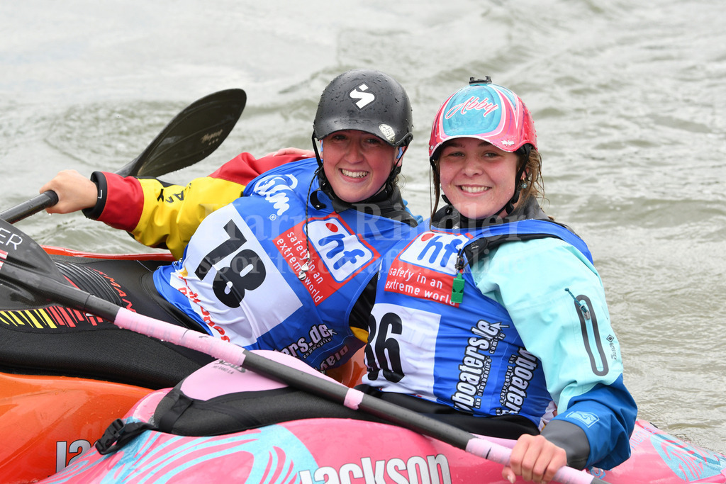 ICF CANOE FREESTYLE WORLD CUP 1 / PLATTLING | 2024 ICF CANOE FREESTYLE WORLD CUP 1 / PLATTLINGWomen's Kayak SurfaceMerle HAUSER (Germany) #78; Abby HOLCOMBE (United States) #86 - Realisiert mit Pictrs.com