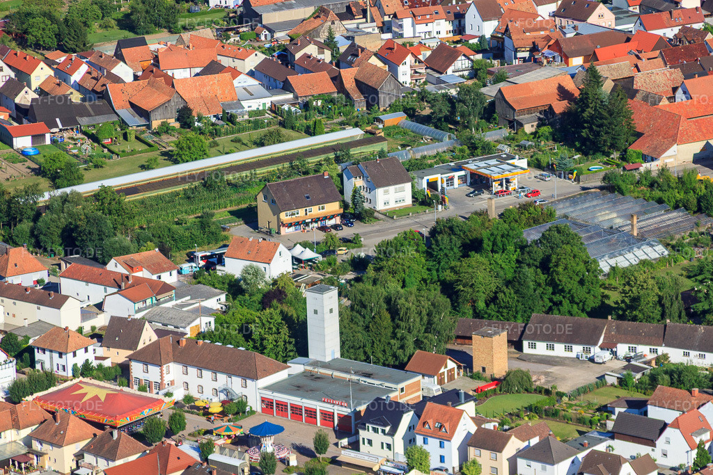 Luftbild: Feuerwehr, Pfadfinder in Rülzheim im Bundesland Rheinland-Pfalz in Deutschland. Foto: IMG_30761.jpg vom 31.07.2010 durch Werner Riehm/FLY-FOTO.de