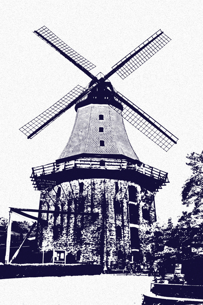Photoart: Windmühle in Kappeln | Dieses Wandbild im Hochformat zeigt die Windmühle Amanda in Kappeln. Durch die reduzierten Farbinformationen auf weiß und blau kommen die Mühlenflügel besonders gut zur Geltung.  - Realisiert mit Pictrs.com