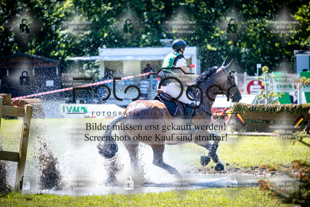 A1_Vielseitigkeitsturnier Melle Oldendorf-15c-0211 | Entdecke hochwertige Reitturnierfotos von Foto Oger. Professionell, emotional und authentisch – jetzt Lieblingsmomente im Shop bestellen.Deutschlandweite Turnierfotografie. - Realisiert mit Pictrs.com