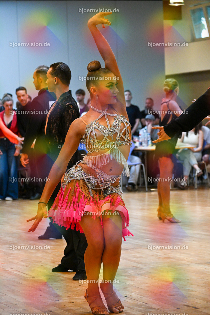 HGR-B-73 | bjoernvision - Realisiert mit Pictrs.com