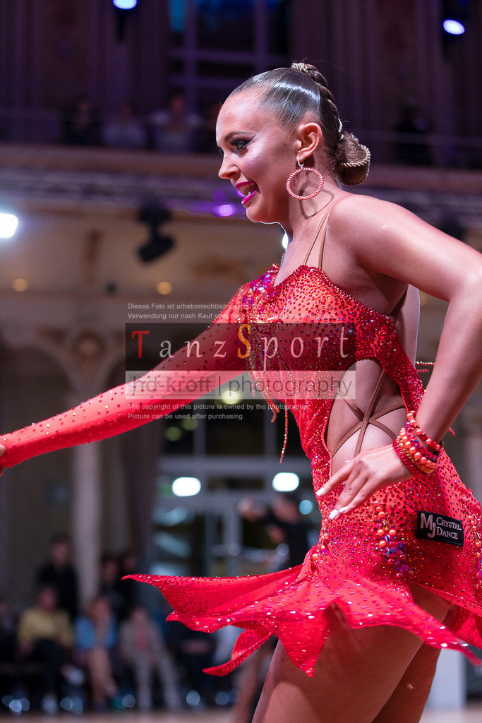 20240706_WDSF_WO_Latin_11357 | Tanzsportbilder, Standardtanz, Lateintanz, WDSF, DTV, LTVB, dancecomp, goc, hessen tanzt, blaues band der spree, walzer, tango, wiener walzer, slowfox, quickstepp, samba, rumba, cha-cha-cha, paso doble. jive, hd-kroft photography, turniertanzsport