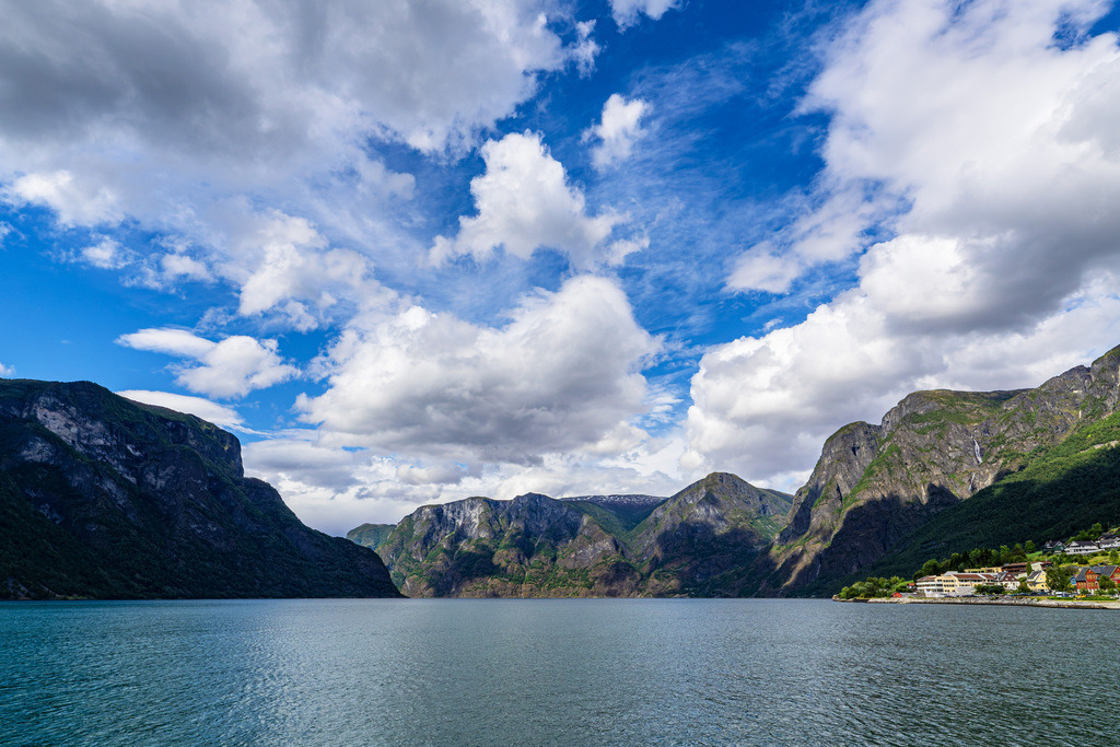 Blick über den Aurlandsfjord in Norwegen | Blick über den Aurlandsfjord in Norwegen.