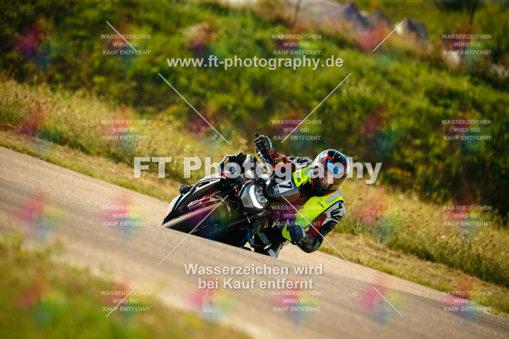 _MOT6079 | Hier findet Ihr Bilder von Touristenfahrten auf der Nürburgring Nordschleife oder von anderen Veranstaltungen die ich besucht habe. Viel Spass beim Durch Schauen 