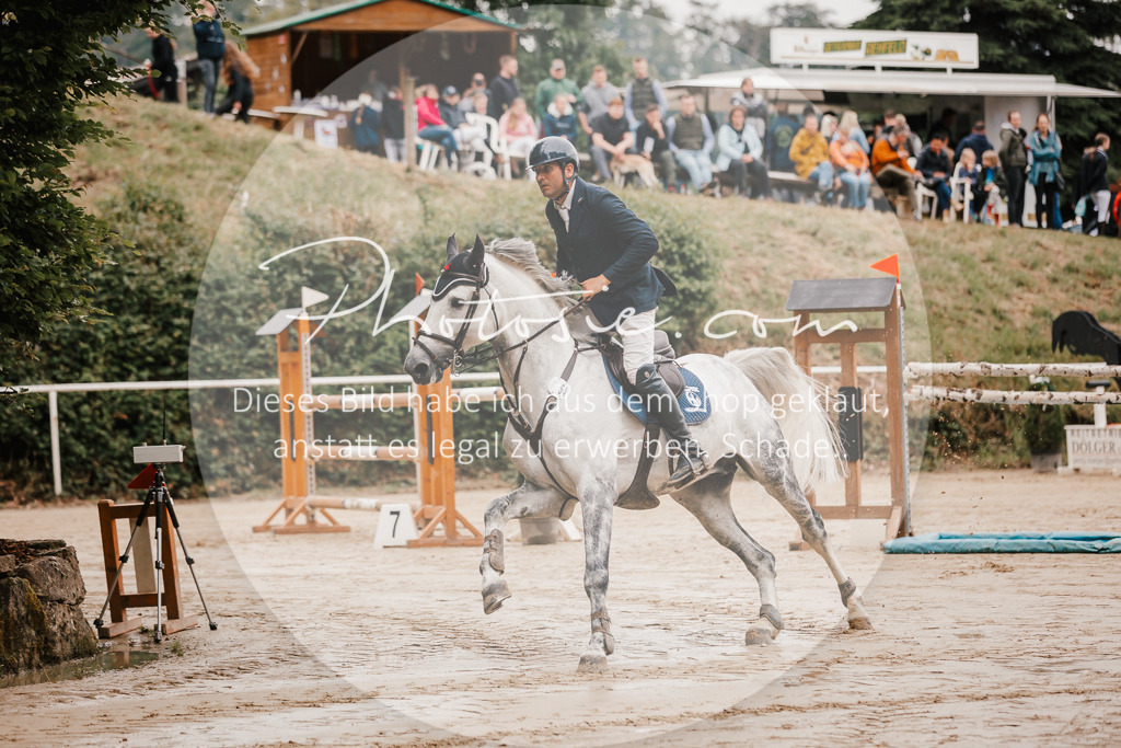 3I6A1929 | Stimmungsvolle Portraits und Reitsportfotografie im Ruhrgebiet und im Münsterland.

Pferdefotografie, Hundefotografie, Tierfotografie, Reportagen, Portraits von Tier und Mensch, Turnierfotografie in Bochum, Recklinghausen, Marl, Haltern am See, Dülmen.. - Realisiert mit Pictrs.com