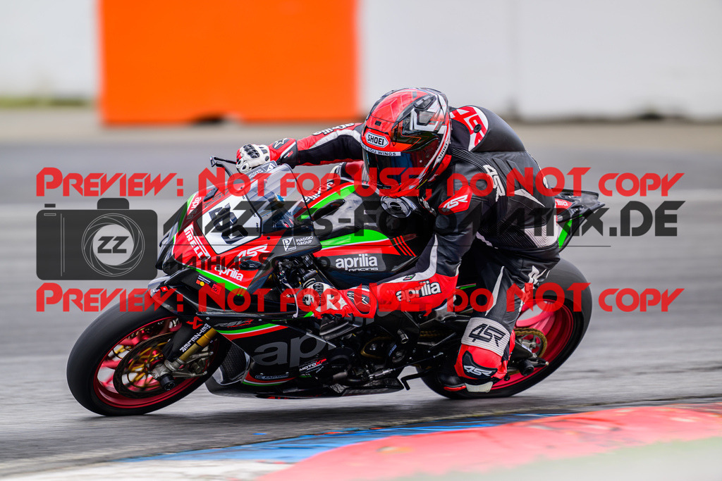 MaZZes_FotoMatrix_240615_6007705_8878 | ROT