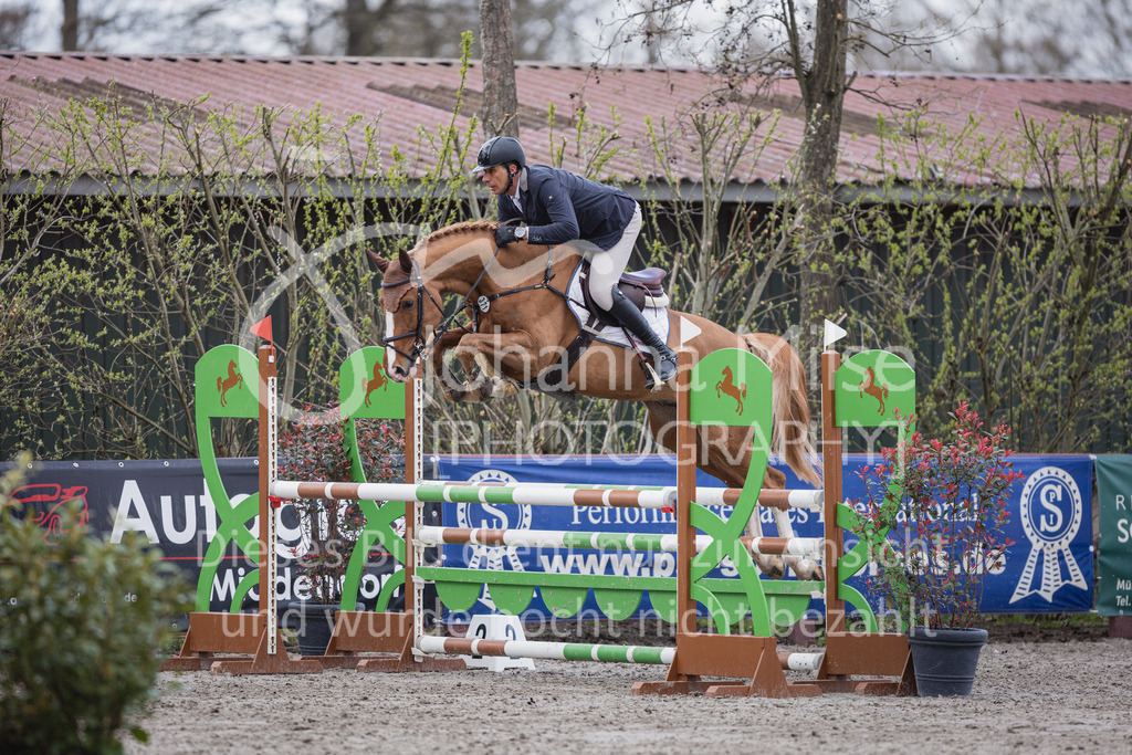 230411_Mühlen_03SprPf-L-415 | Deine schönsten Turniermomente als professionelle Fotos! Entdecke hochwertige Pferdesport-Fotografie im Online-Shop. Jetzt Fotos finden & bestellen!