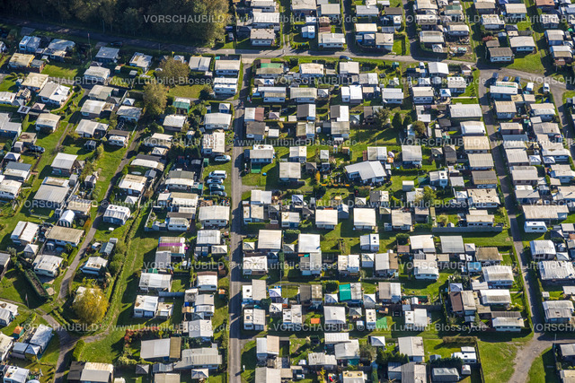 Selm241011782 | Luftbild, Ternscher See und Campingplatz Seepark Ternsche Naturfreibad, Fluss Stever, Campinghäuser und Wohnwagen, Ternsche, Selm, Münsterland, Nordrhein-Westfalen, Deutschland