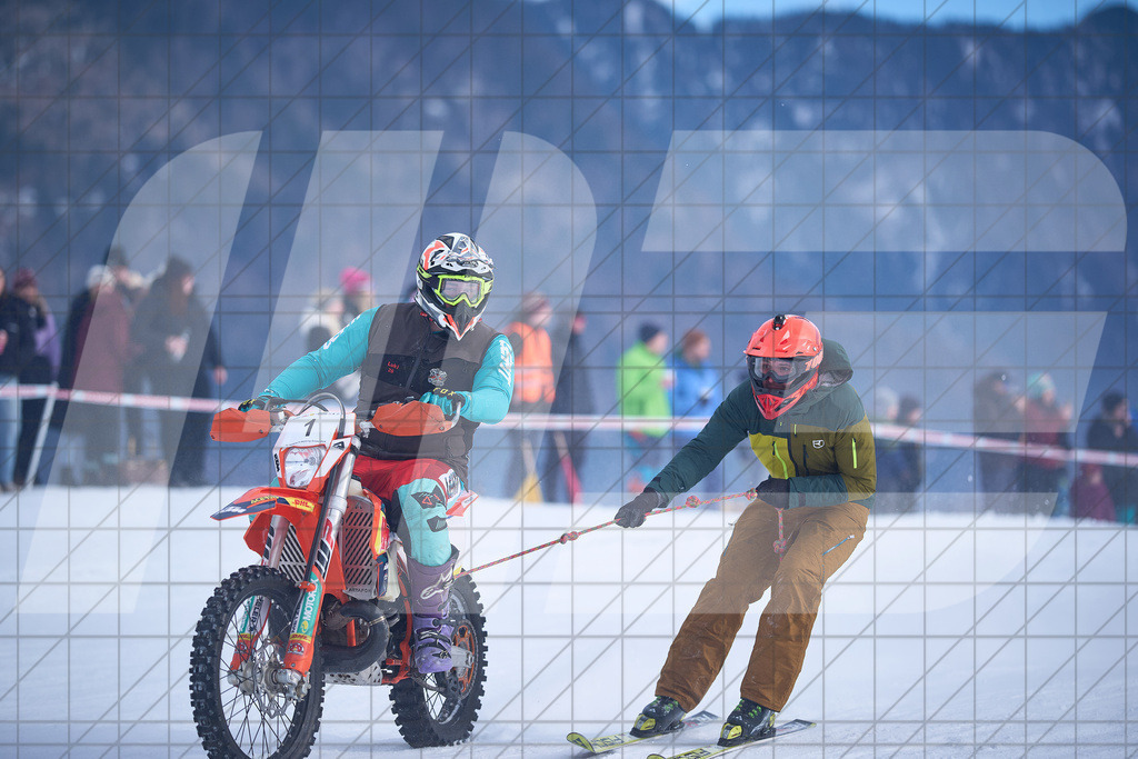 11. Holzknecht Skijöring | Skijöring am 24.01.2026: 11. Holzknecht Skijöring in Gosau am Dachstein, Oberösterreich, ÖsterreichFoto: © 2026 Martin Bihounek | mb-creative.eu